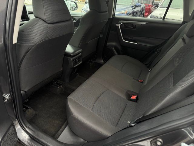 2024 TOYOTA RAV4 - Image 17
