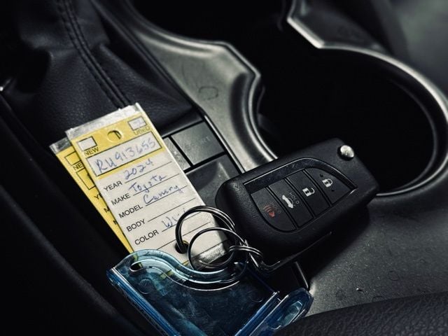 2024 TOYOTA CAMRY - Image 31