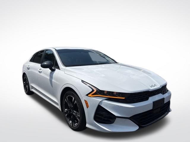 2023 Kia K5 GT-Line photo 3