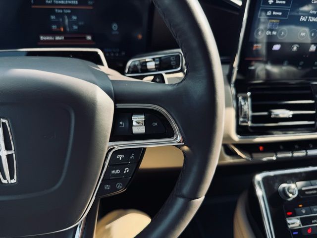 2024 LINCOLN NAVIGATOR L - Image 33