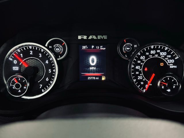 2023 RAM 1500 - Image 25