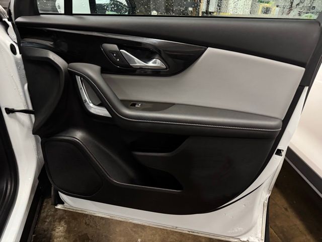 2023 CHEVROLET BLAZER - Image 13