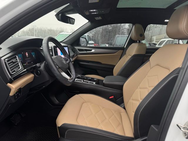 2025 VOLKSWAGEN ATLAS CROSS SPORT - Image 17