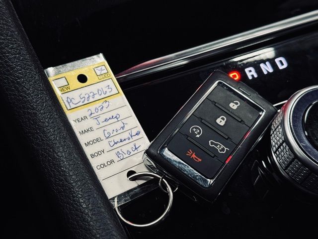 2023 JEEP GRAND CHEROKEE - Image 37