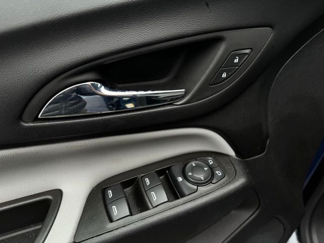 2023 CHEVROLET EQUINOX - Image 14