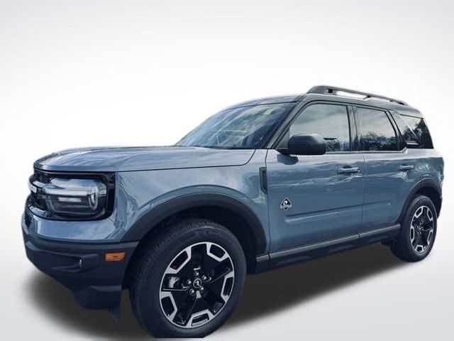 2024 Ford Bronco Sport Outer Banks photo 2