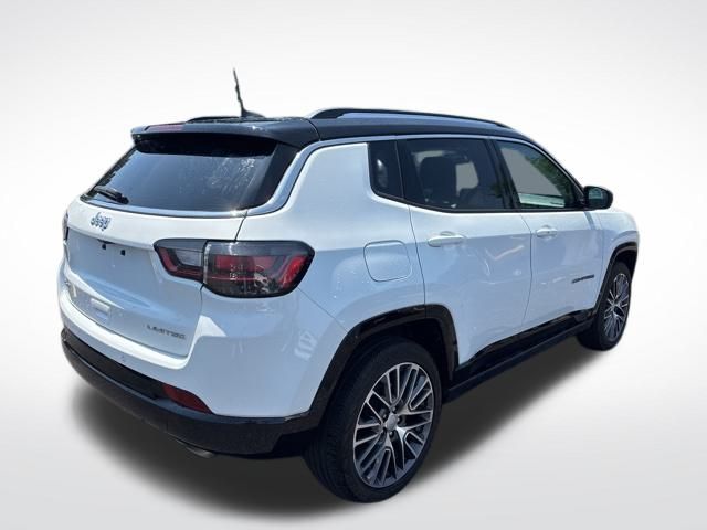 2022 Jeep Compass Limited photo 4