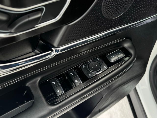 2024 LINCOLN CORSAIR - Image 16