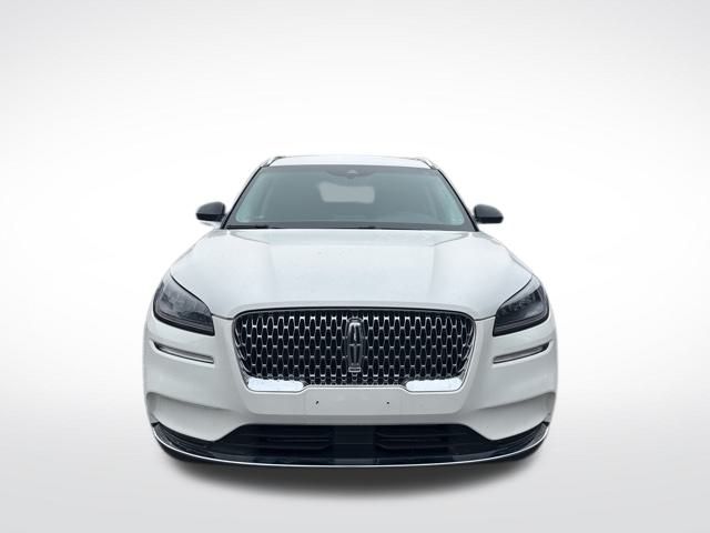 2022 Lincoln Corsair Standard photo 2