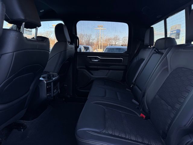 2024 RAM 1500 - Image 18