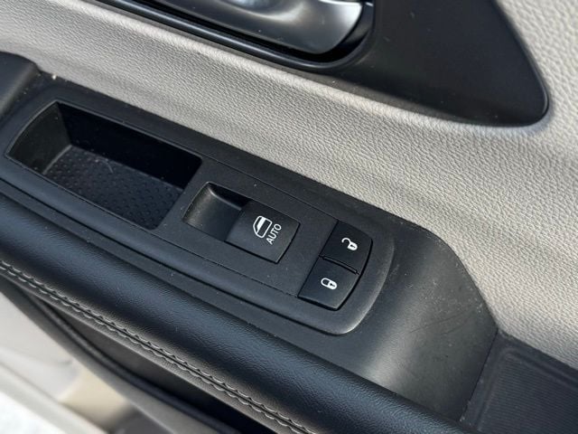 2024 CHRYSLER PACIFICA - Image 15