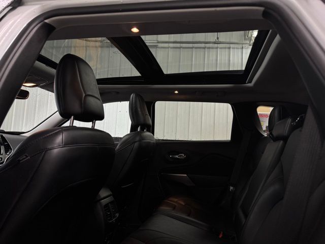 2022 JEEP CHEROKEE - Image 23