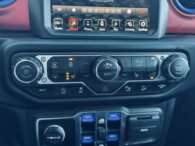 2020 JEEP WRANGLER - Image 32