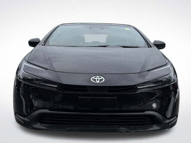 2025 Toyota Prius Limited photo 2