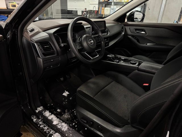 2023 NISSAN ROGUE - Image 16