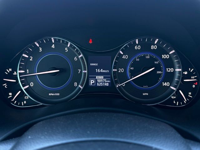 2016 INFINITI QX80 - Image 31