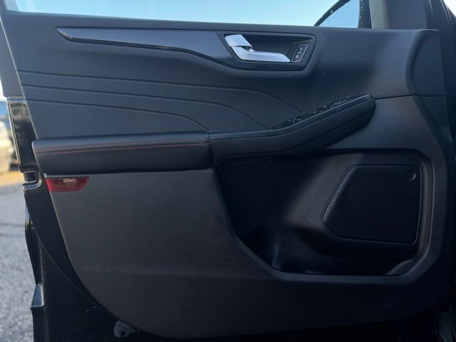 2025 FORD ESCAPE - Image 12