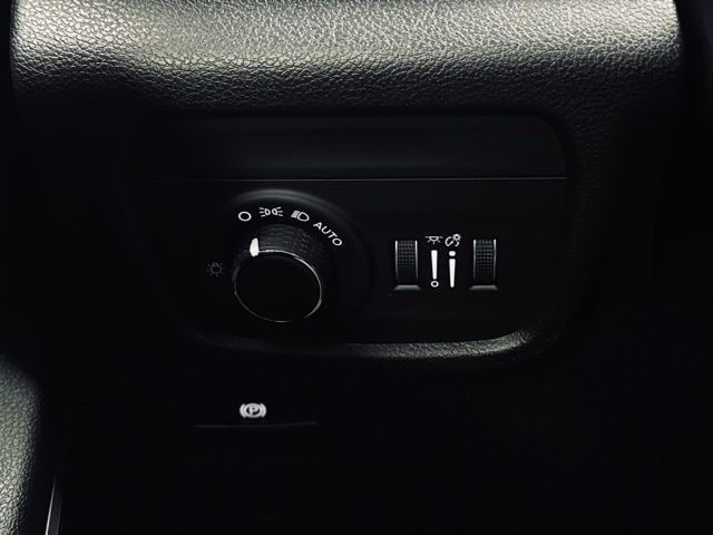 2022 JEEP GRAND CHEROKEE - Image 29