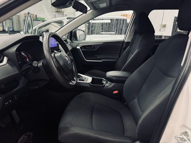 2024 TOYOTA RAV4 - Image 14