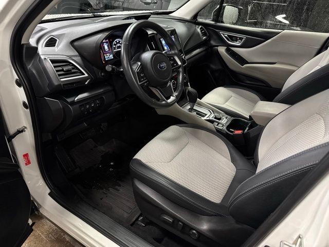 2023 SUBARU FORESTER - Image 18