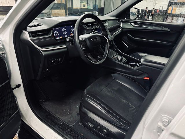 2022 JEEP GRAND CHEROKEE - Image 17