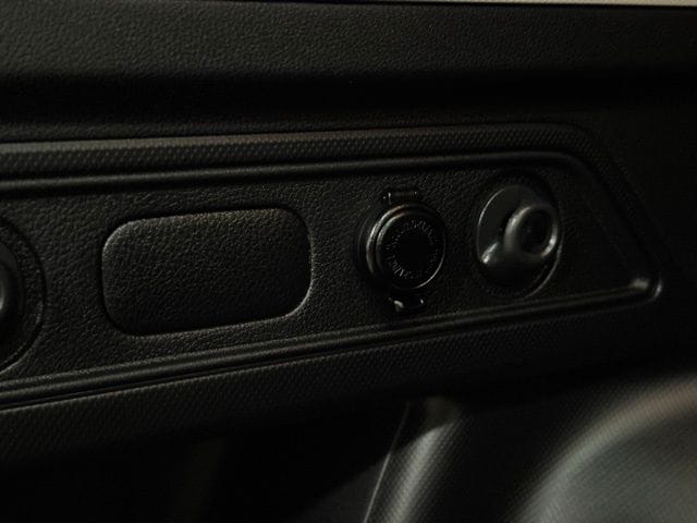 2023 SUBARU FORESTER - Image 11