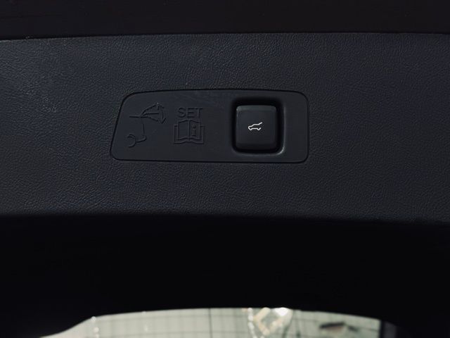 2022 LINCOLN CORSAIR - Image 12