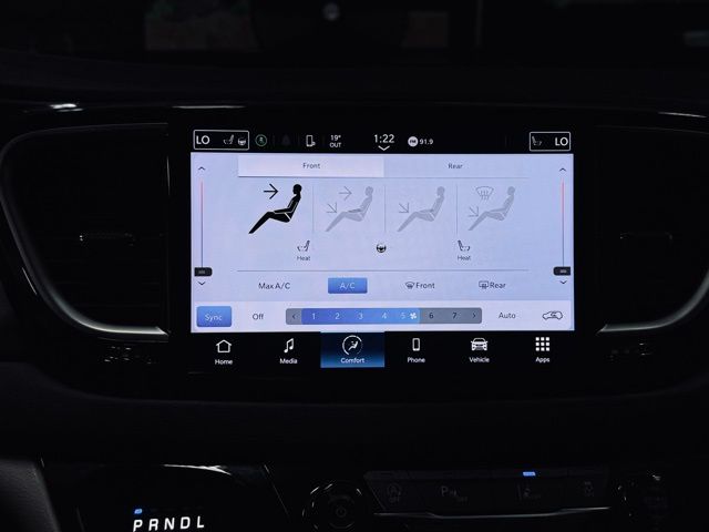 2024 CHRYSLER PACIFICA - Image 38