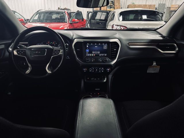 2023 GMC ACADIA - Image 26