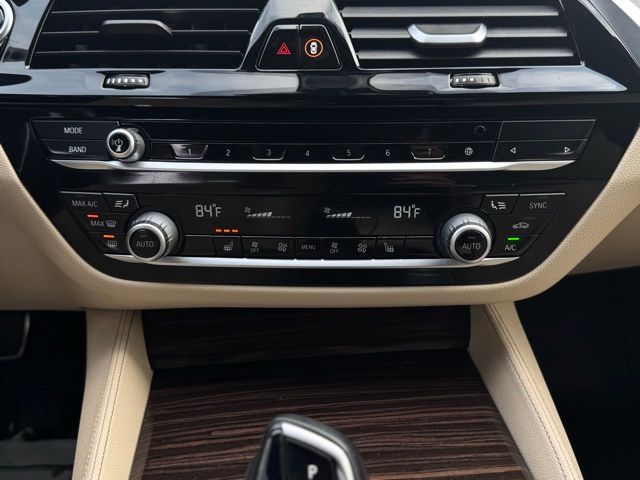 2021 BMW 540I - Image 32