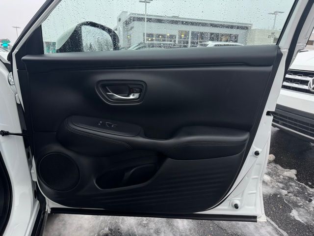 2023 HONDA HR-V - Image 14