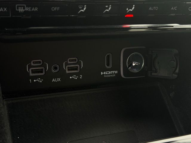 2022 JEEP GRAND CHEROKEE - Image 35