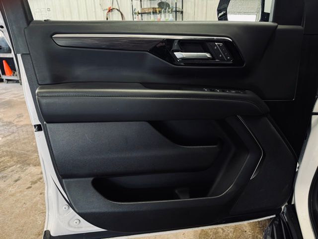 2025 CHEVROLET TAHOE - Image 13
