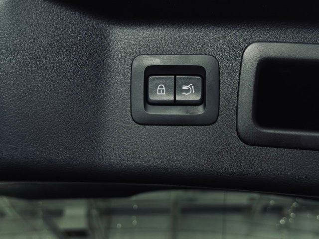 2025 MAZDA CX-90 - Image 12