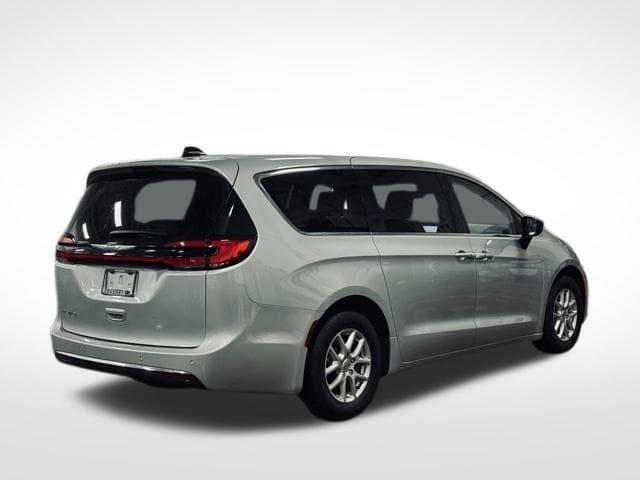 2024 CHRYSLER PACIFICA - Image 6