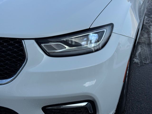 2024 CHRYSLER PACIFICA - Image 2