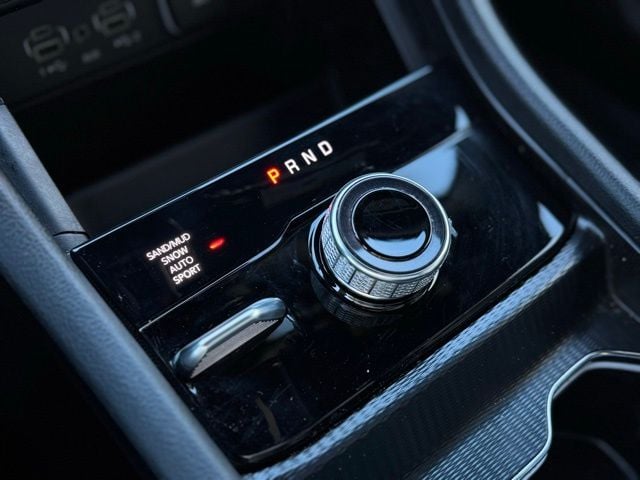 2023 JEEP GRAND CHEROKEE - Image 31