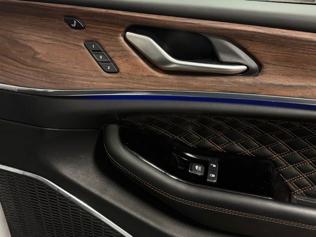 2025 JEEP GRAND CHEROKEE - Image 15