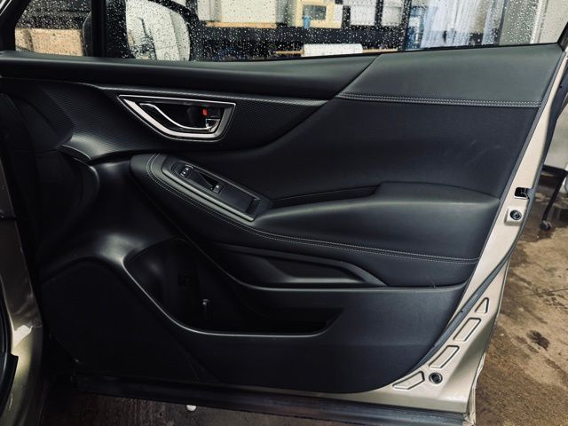 2023 SUBARU FORESTER - Image 15