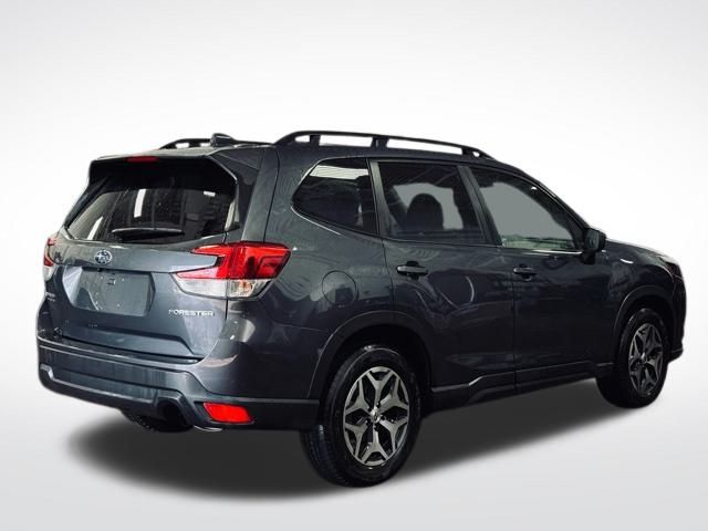 2022 SUBARU FORESTER - Image 6