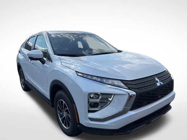 2024 Mitsubishi Eclipse Cross ES photo 3