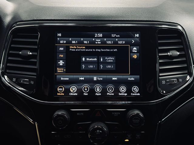 2022 JEEP GRAND CHEROKEE - Image 34