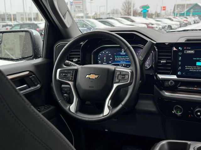 2023 CHEVROLET SILVERADO - Image 21