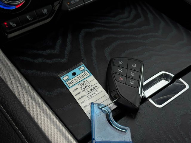 2021 GMC YUKON - Image 45