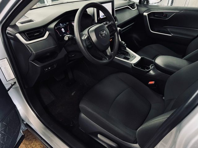 2025 TOYOTA RAV4 - Image 15