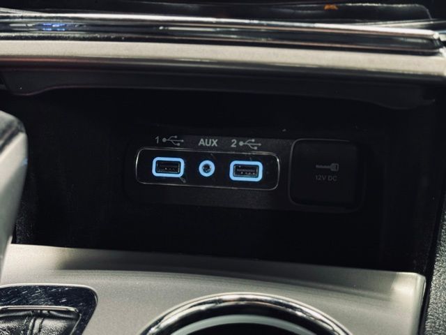 2022 JEEP GRAND CHEROKEE - Image 32