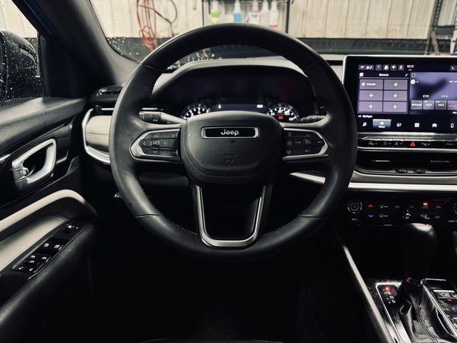 2025 JEEP COMPASS - Image 22