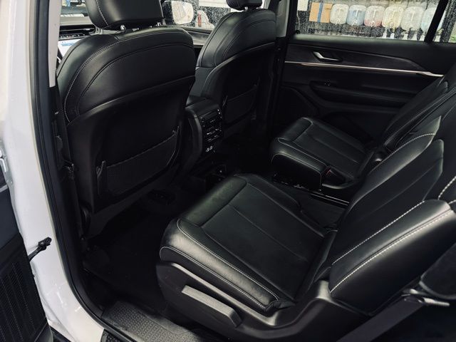 2023 JEEP GRAND CHEROKEE L - Image 20