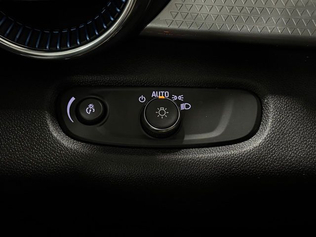 2025 CHEVROLET TRAX - Image 27