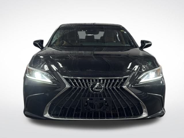 2023 LEXUS ES - Image 2